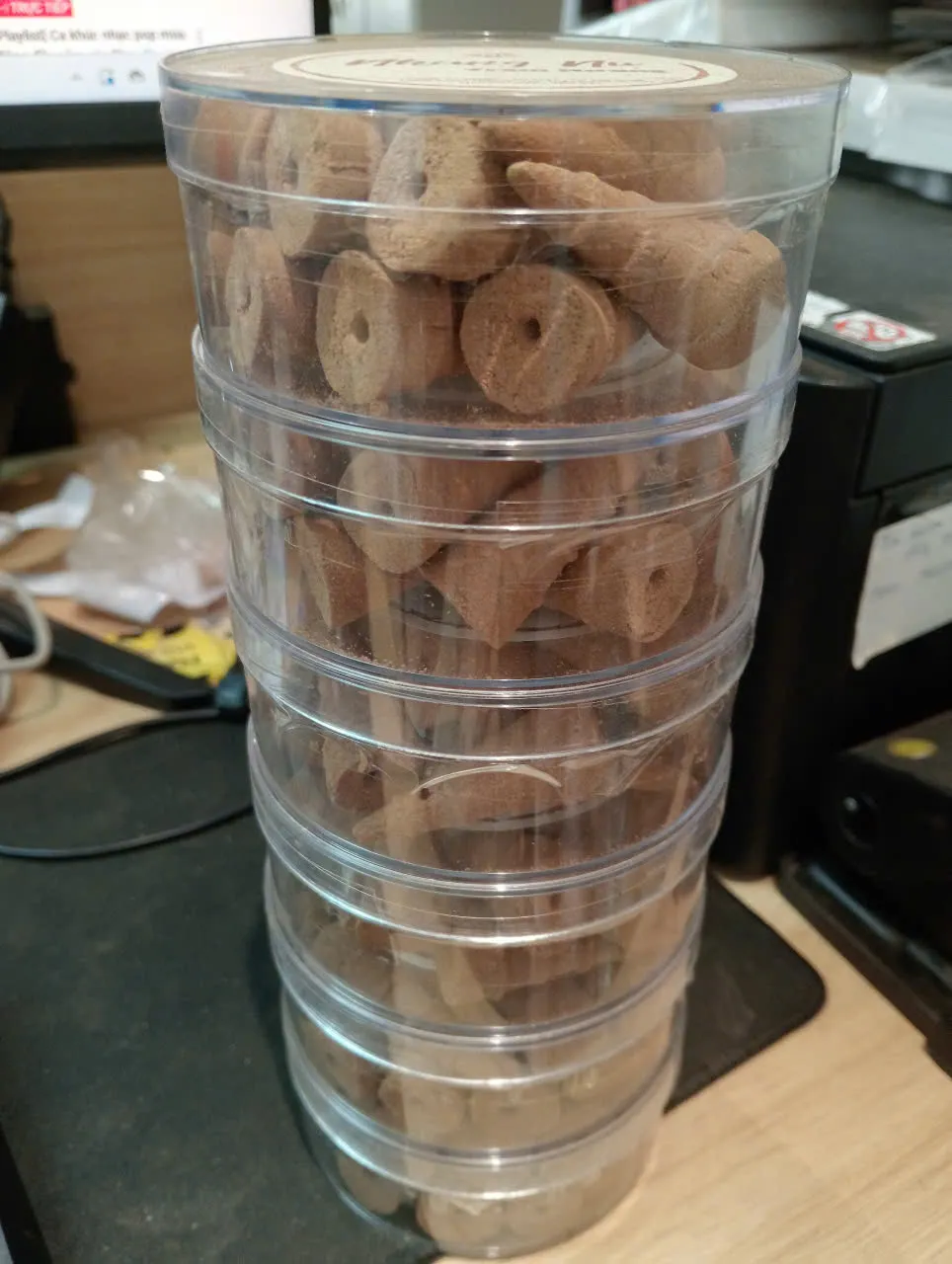 Premium Agarwood Incense Cones – Natural Vietnamese Oud (20 / 42 Cones Box)